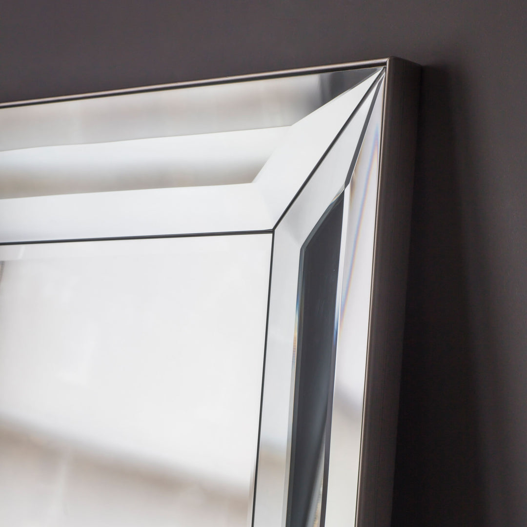 Ferrara Leaner Mirror - TheArtistsQuarter