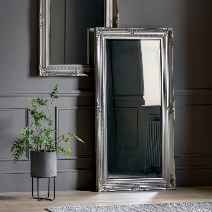 Hampshire Leaner Mirror - TheArtistsQuarter