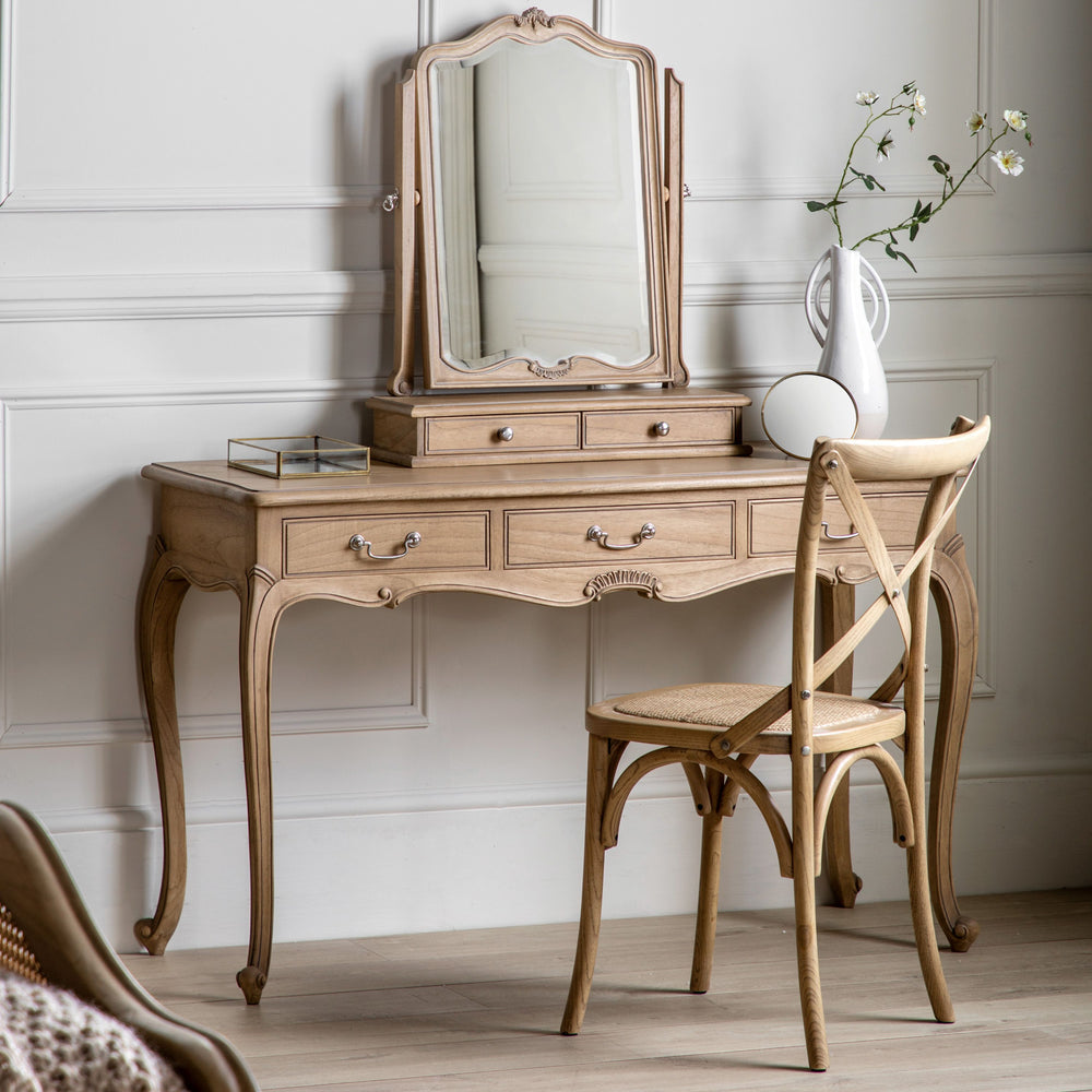 Chic Dressing Table Mirror - TheArtistsQuarter