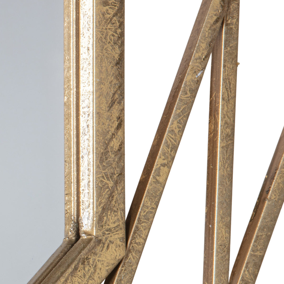 Estella Mirror - TheArtistsQuarter