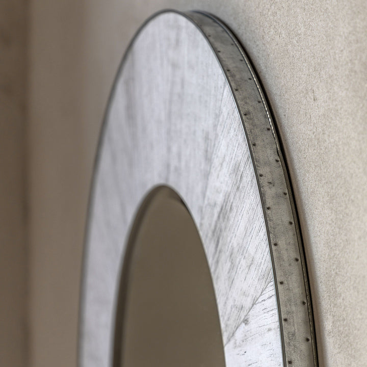 Hackney Round Mirror - TheArtistsQuarter
