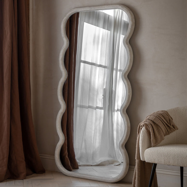 Como Curved Leaner Mirror - TheArtistsQuarter