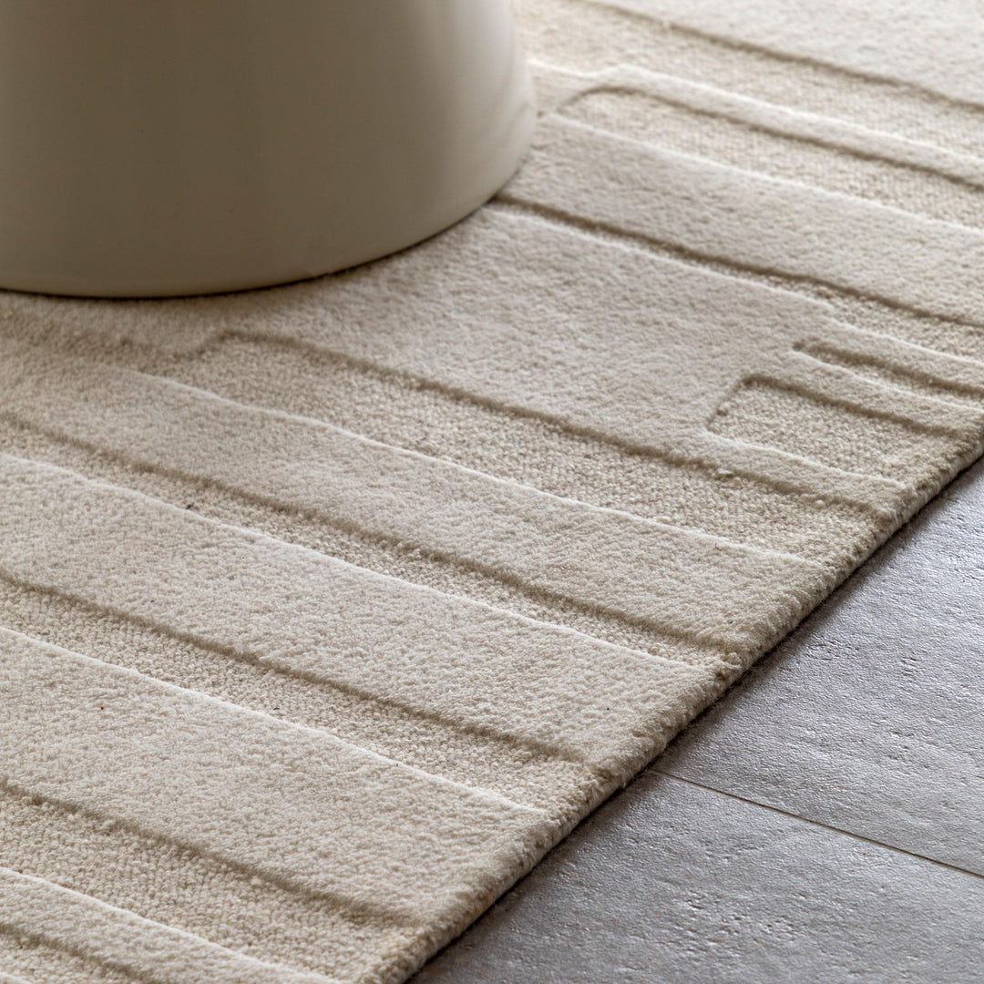 Albany Tufted Tonal Rug Taupe - TheArtistsQuarter
