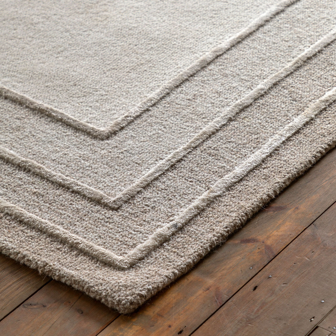 Ithaca Tonal Border Rug - TheArtistsQuarter