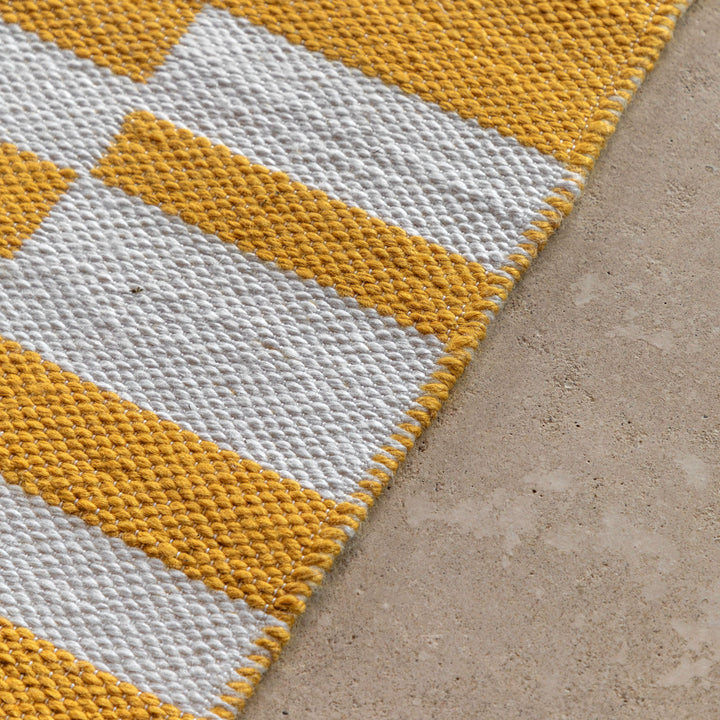 Kingston Jacquard Rug Mustard - TheArtistsQuarter
