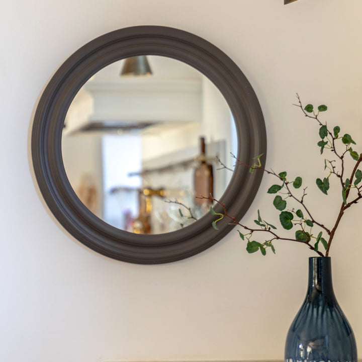 Suffolk Round Mirror - TheArtistsQuarter
