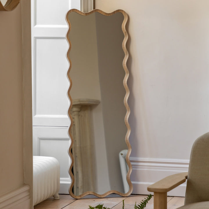 Wiggle Leaner Mirror - TheArtistsQuarter