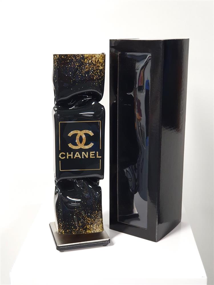 Chanel No.5 Black And Gold by Michael Daniels (Limited Edition) - TheArtistsQuarter