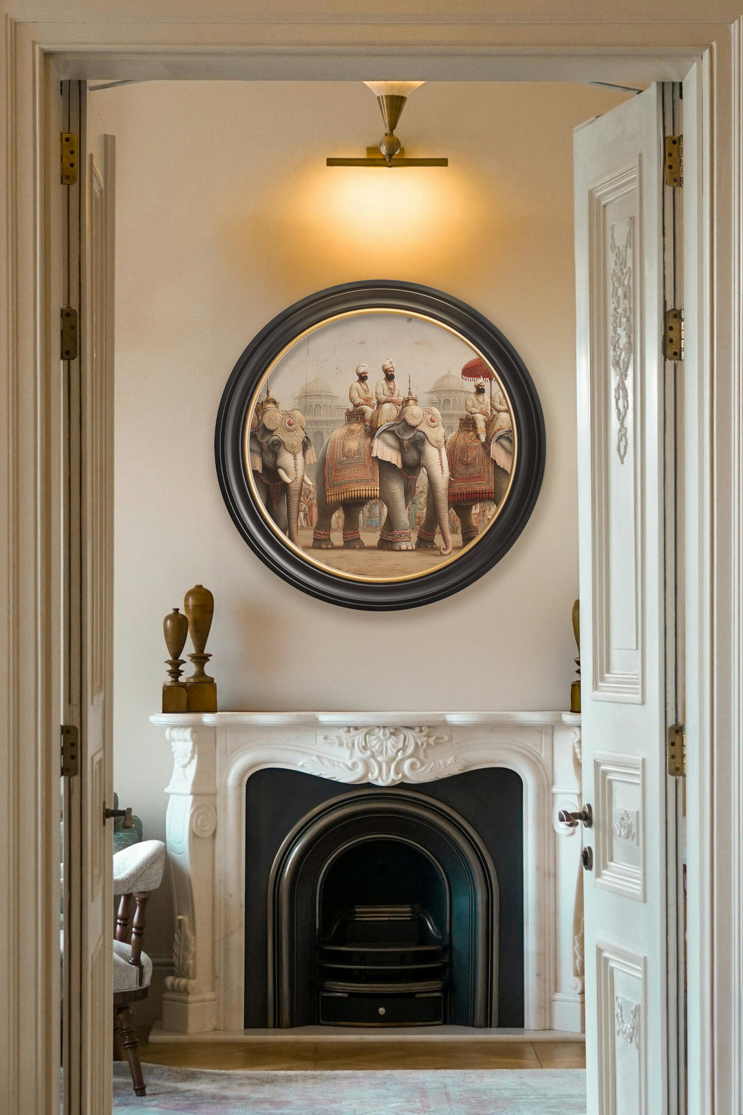 The Mughal Emperors - Oxford Round Frame - TheArtistsQuarter