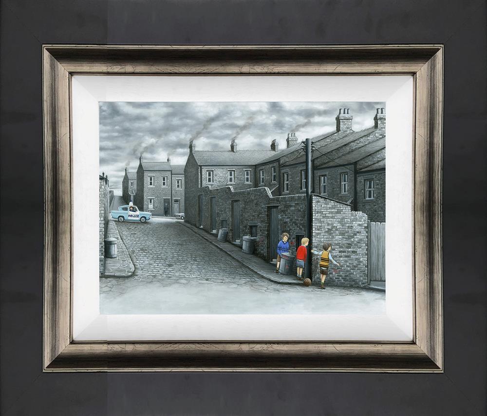 Nobody's Watching - Canvas by Leigh Lambert - TheArtistsQuarter