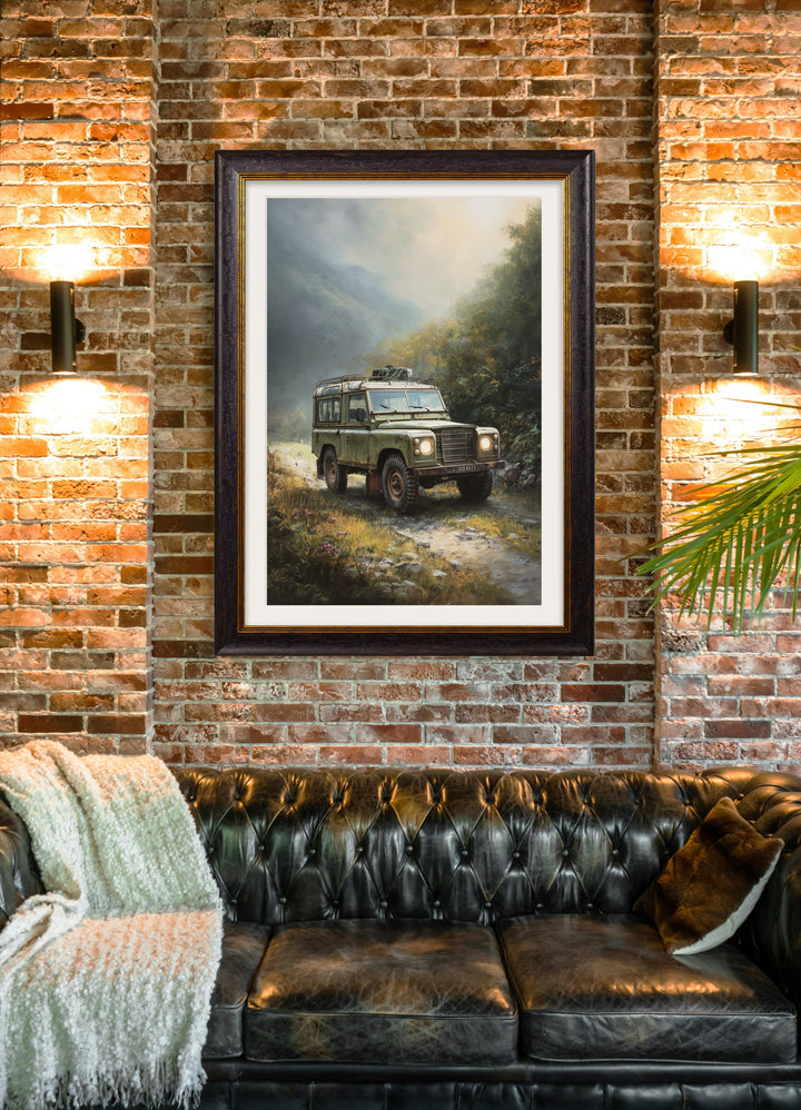 Country Track Defender Green - Oxford Frame - TheArtistsQuarter
