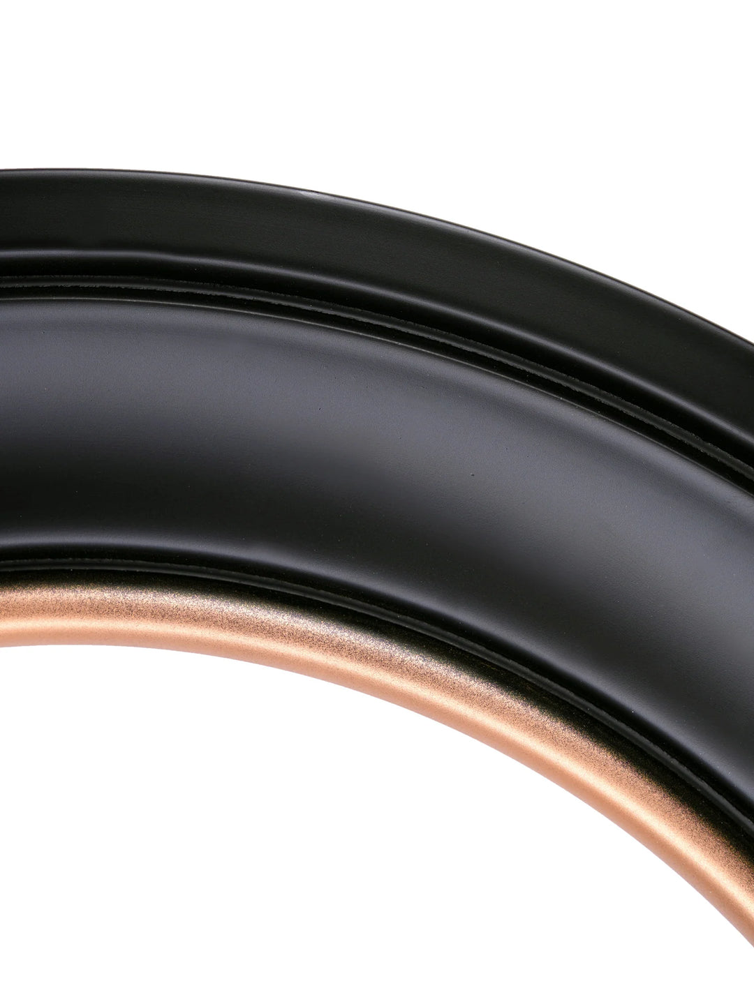 Lord Wagsalot - Oxford Round Frame - TheArtistsQuarter