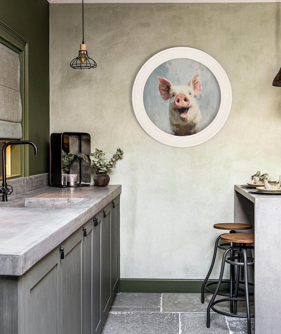 The Giggly Pig - Oxford Strong White Round Frame - TheArtistsQuarter