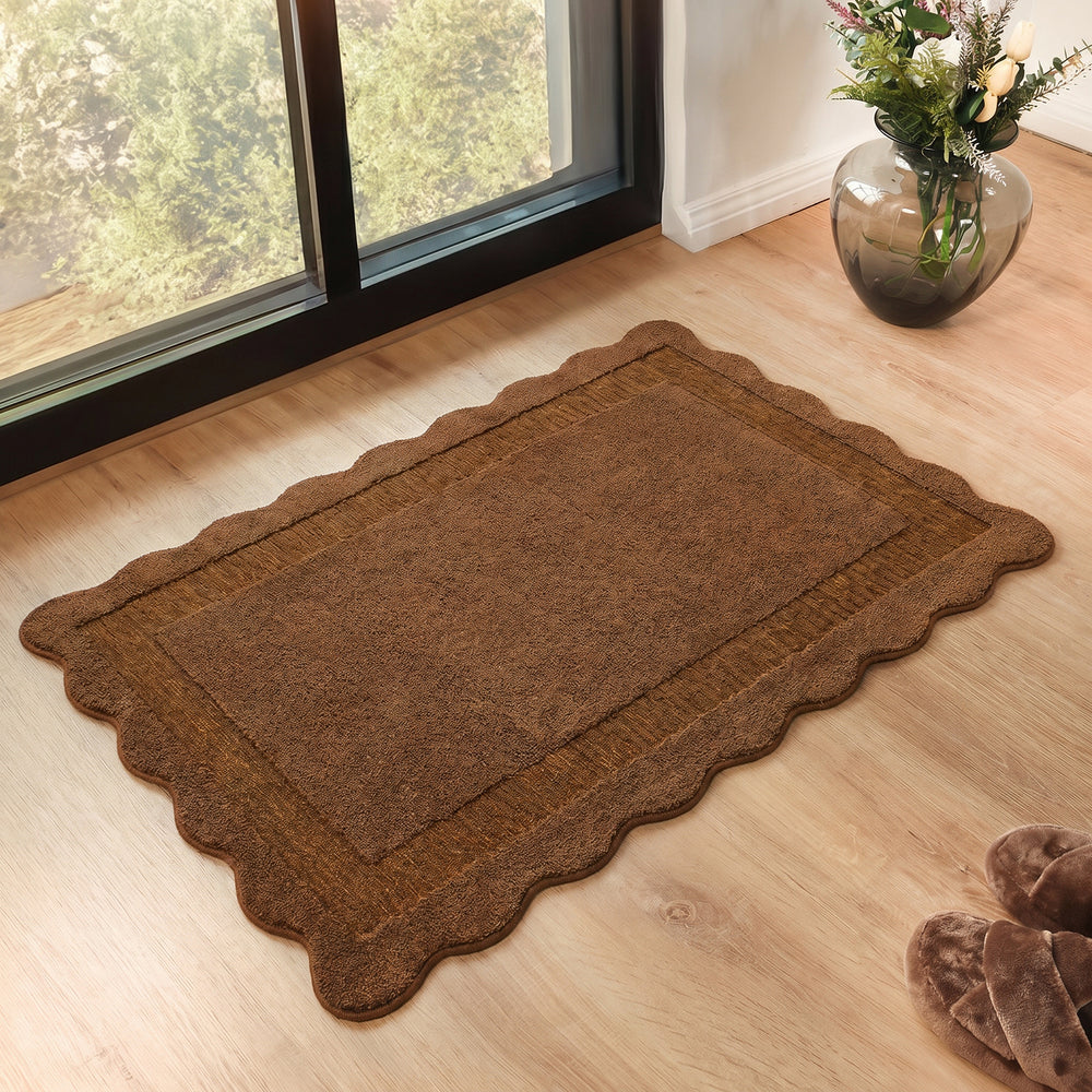 Scalloped Wool Rug Brown - TheArtistsQuarter