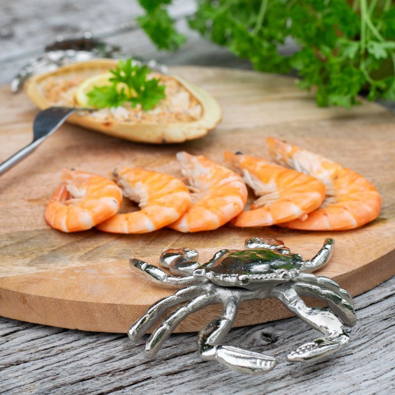 Culinary Concepts London. Round Wooden Serving Board with Crab Design - TheArtistsQuarter