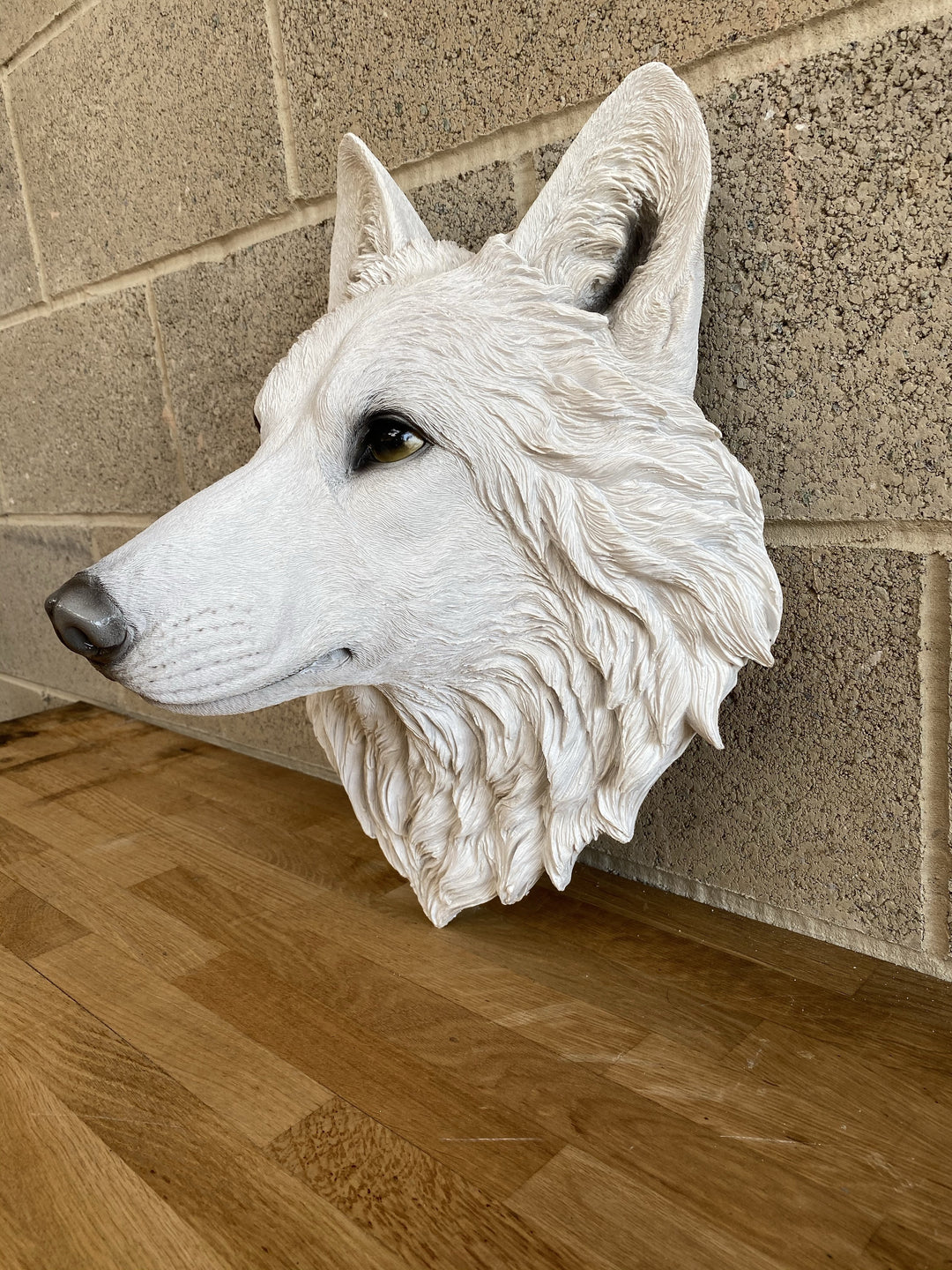 White Wolf Head - TheArtistsQuarter